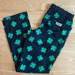 NWT tipsy, elves, four leaf clover, shamrock, pants women’s medium